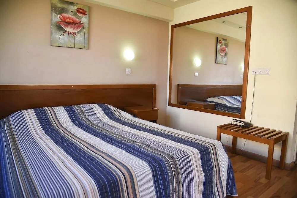 Elysso Hotel Larnaca