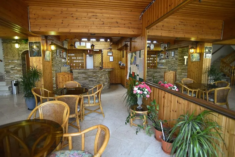 Elysso Hotel Larnaca