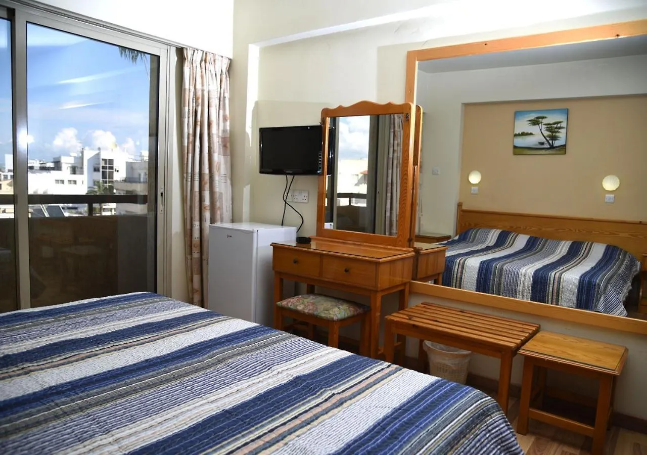 **  Elysso Hotel Larnaca Cyprus