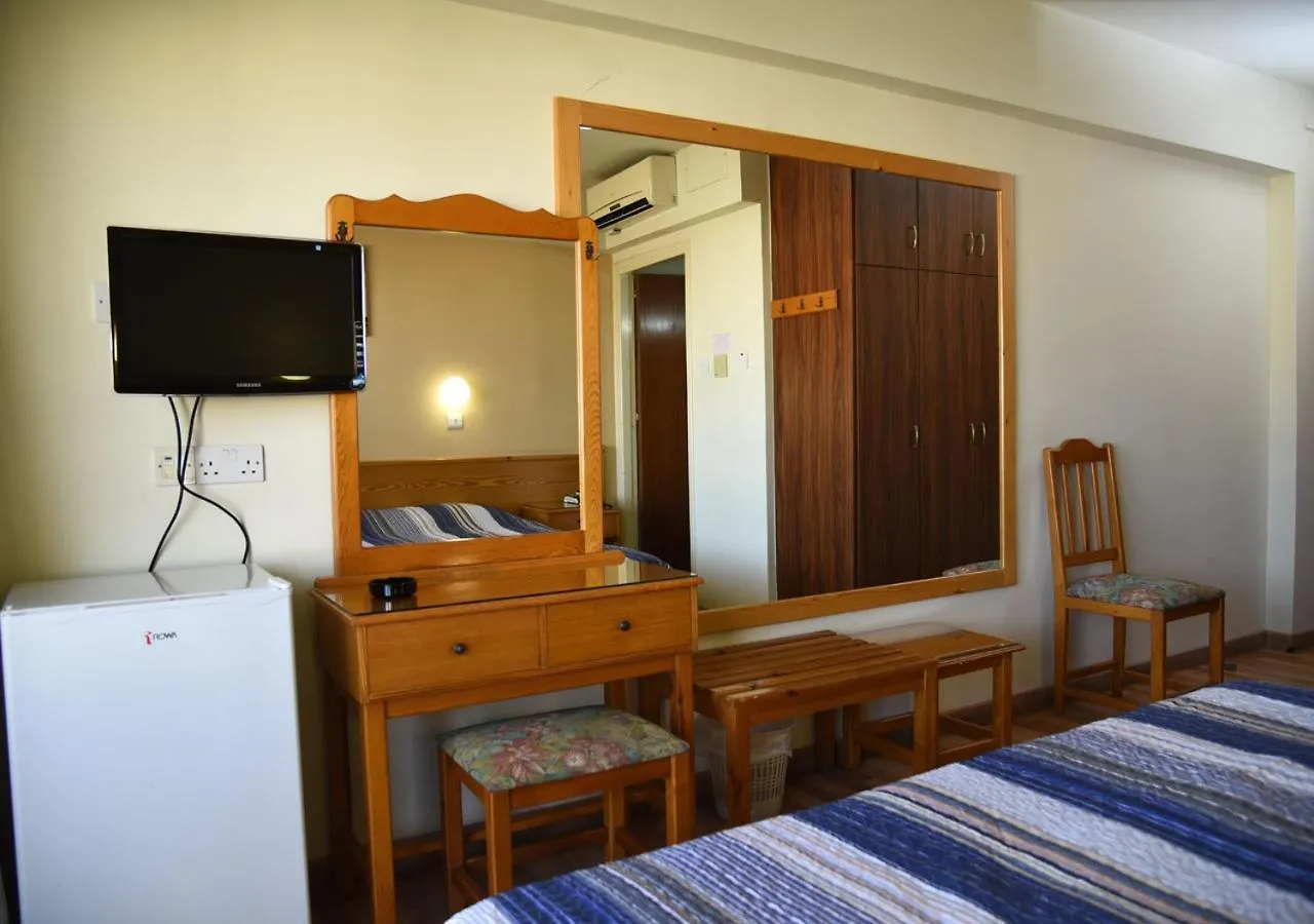 Elysso Hotel Larnaca