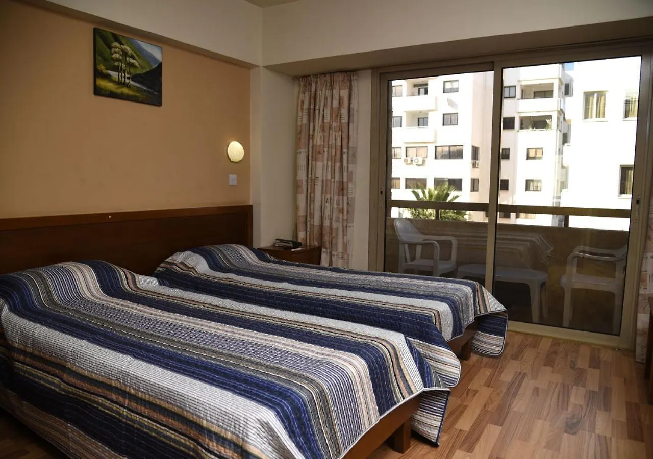 Elysso Hotel Larnaca 2*,  Cyprus